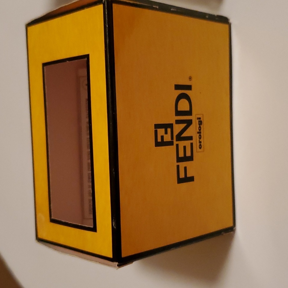Fendi Womens Orologi Watch Vintage NWT Authentic - Picture 6 of 6